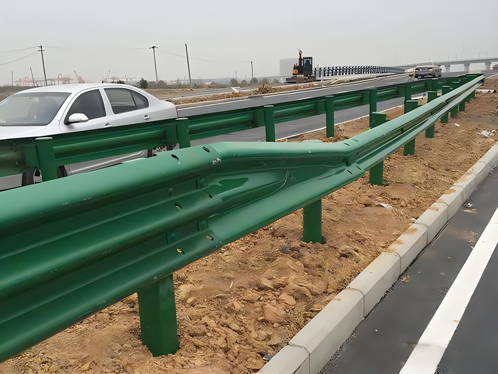 邢台高速波形护栏板日常维护方案确保道路安全新举措